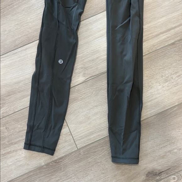 Lululemon Speed Up Tight *Full-On Luxtreme 28" Dark Olive | SIZE: 4 - Picture 7 of 9